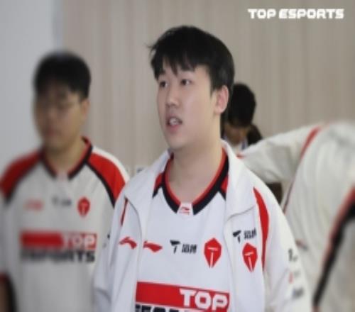 大乐透期号,专家推荐,天胜,香港赛马会,香港马会,赛马赛事,马术资讯